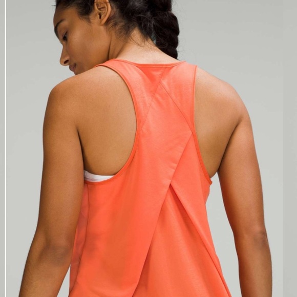 Lululemon Essential Tank Top Pleated Warm Coral - Size 6 - Picture 5 of 8